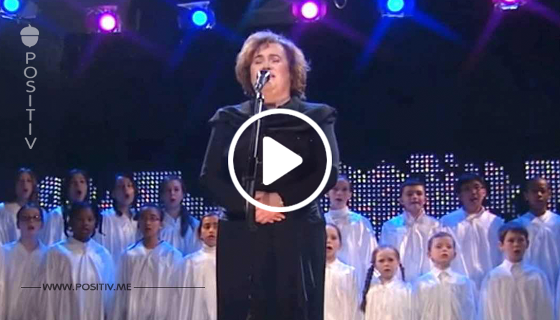 Susan Boyle’s himmlische Interpretation von “O Heil’ge Nacht” lässt das Publikum sprachlos werden	