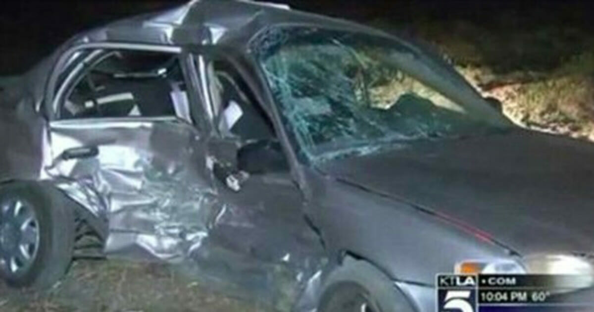 Jugendliche tötet 2 Menschen bei Autounfall – schreibt danach gleich auf Facebook