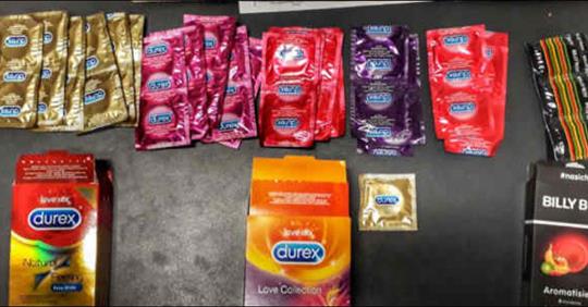 Bursch stiehlt 49 Kondome für 