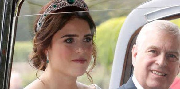 Prinzessin Eugenie. Hochzeitsfotos - So traumhaft sieht ihr BRAUTKLEID aus!