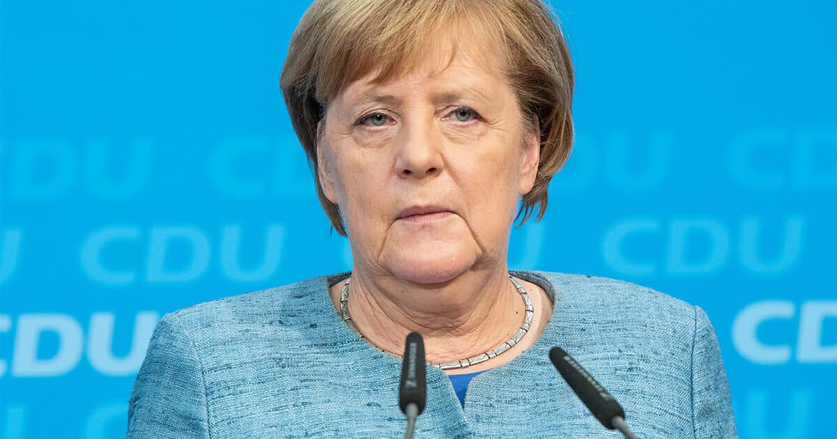 Eilmeldung: Bundeskanzlerin Angela Merkel mit unerwarteter Reaktion und gibt Macht ab