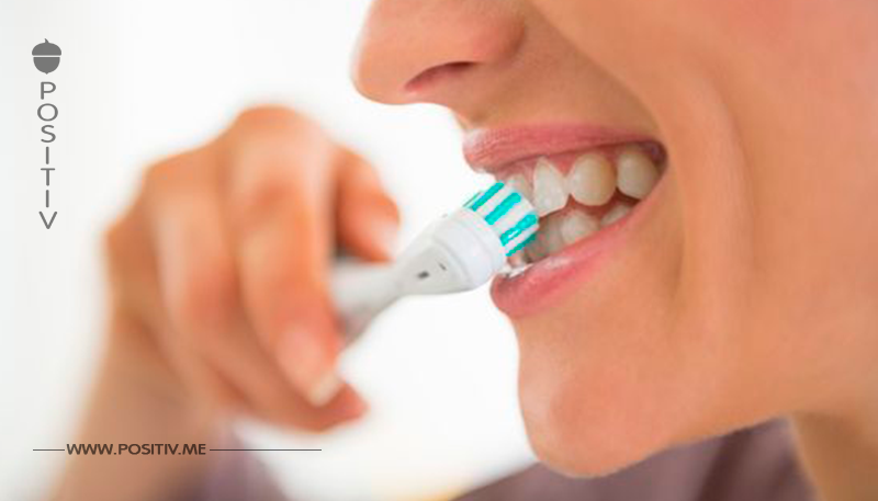 Diese 6 No Gos solltest du in der Zahnpflege vermeiden.