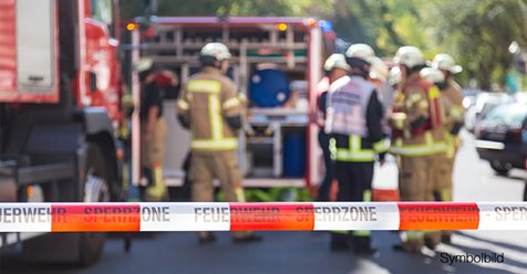 Bayern: Feuerwehrmann wird bei Rettungseinsatz von rücksichtslosem Autofahrer angefahren