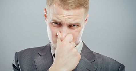 Was tun bei einer dauerhaft verstopften Nase?