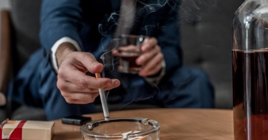 Alkohol und Tabak lassen das Gehirn rascher altern