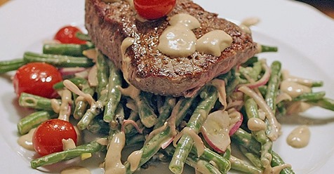 Rinderfilet und Bohnensalat an Pfeffer-Vinaigrette