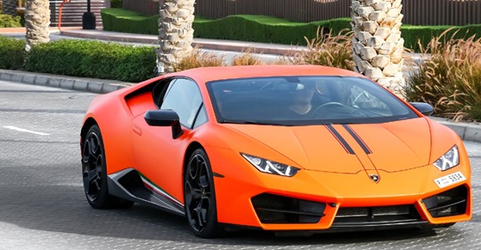 Mann wird wegen Betrugs angeklagt – er benutzte Corona-Hilfen für Lamborghini im Wert von 270.000 Euro