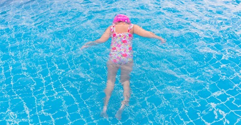 Kleines Mädchen (†5) ertrinkt in sächsischem Schwimmbad – Kriminalpolizei ermittelt