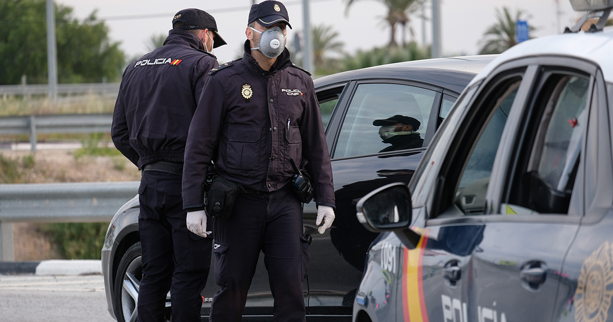 Spanien: Polizei hält Geisterfahrer (66) nach Verfolgungsjagd an – entdecken stark verweste Leiche auf Beifahrersitz