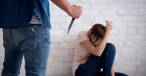 NRW: Mann (45) soll besoffen Ex-Freundin (64) und ihre Mutter (84) erstochen haben – Tochter findet beide