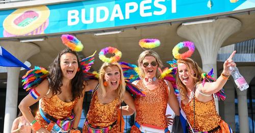 Ungarische Behörden nehmen Holland-Fans Regenbogenflaggen ab – Uefa sieht sich nicht zuständig