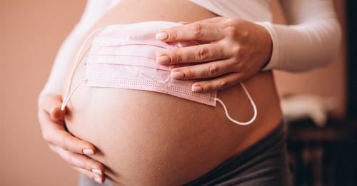 England: Schwangere Frau darf während Quarantäne nicht ins Krankenhaus – hat jetzt ihr Baby verloren
