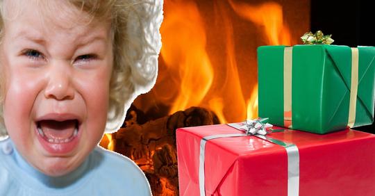 Knallhart-Vater verbrennt Weihnachtsgeschenke für jede einzelne Unartigkeit der Kinder!